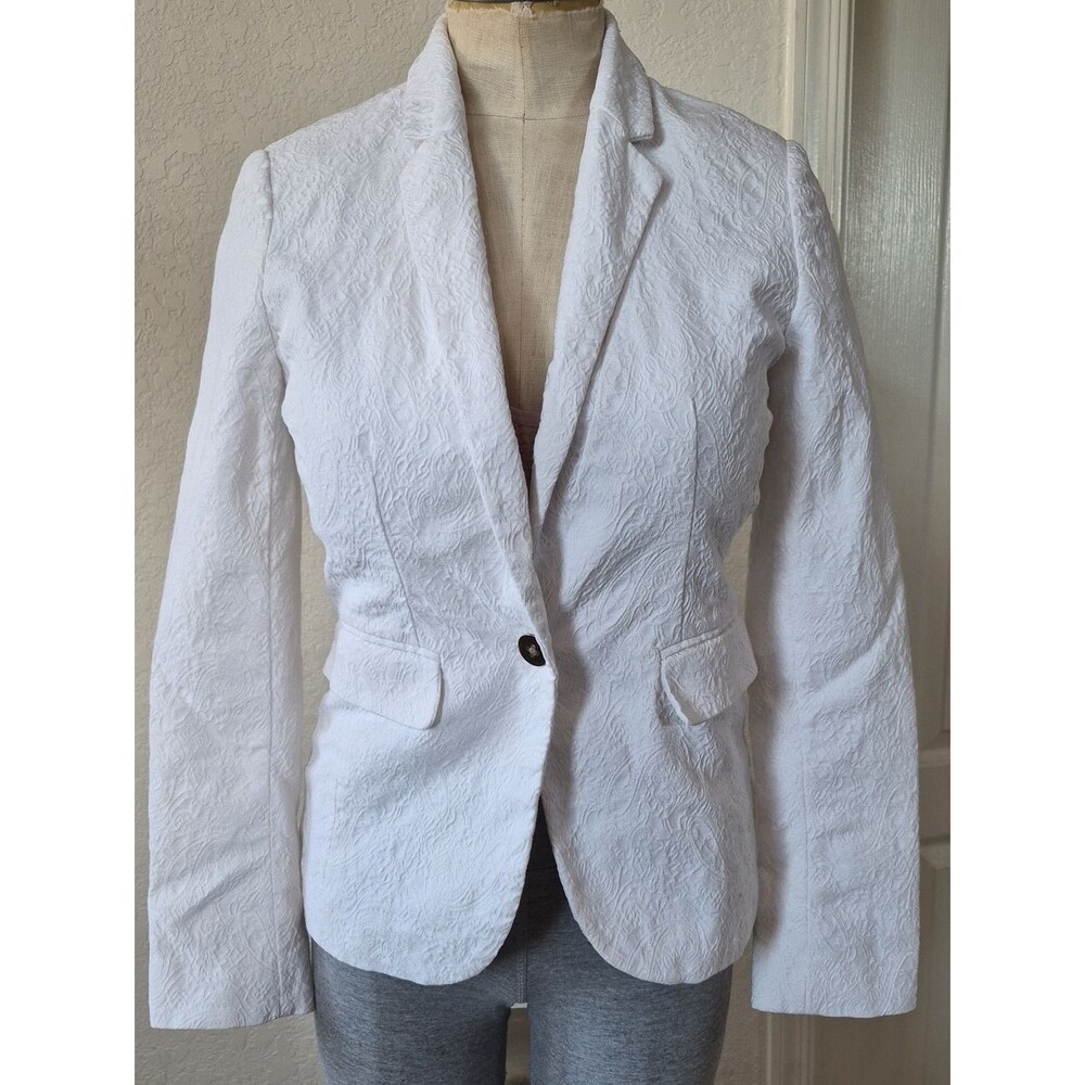 Apt 9 Embroidery design 71% Cotton Blend, one button blazer SZ 2
